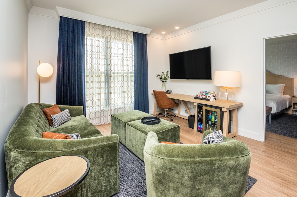 Deluxe Suite, 1 Bedroom photo 1
