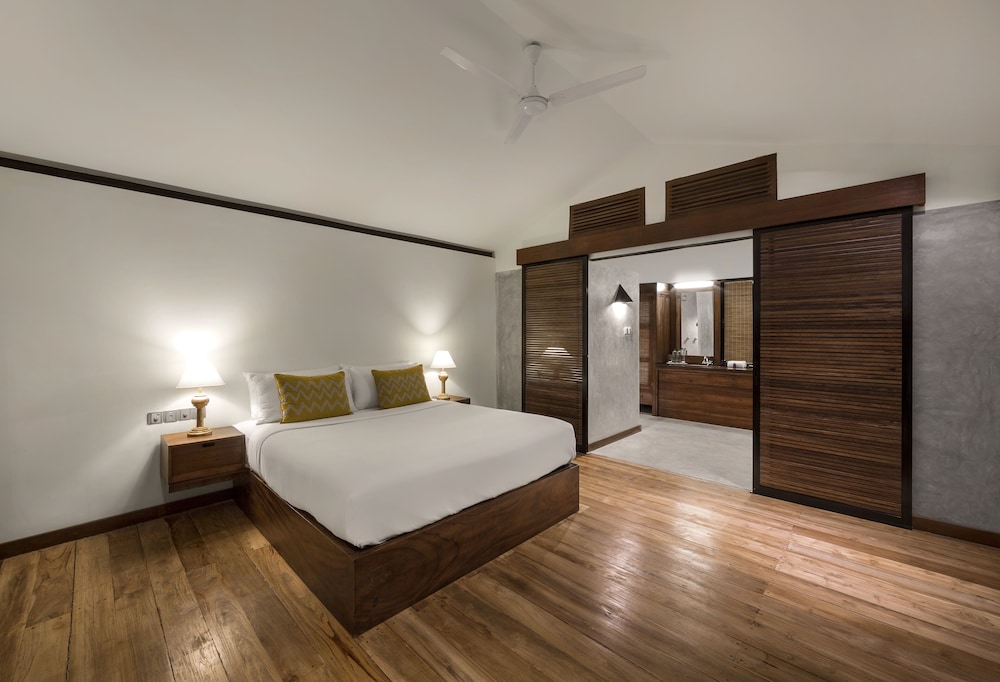 Deluxe Room - Photo 3