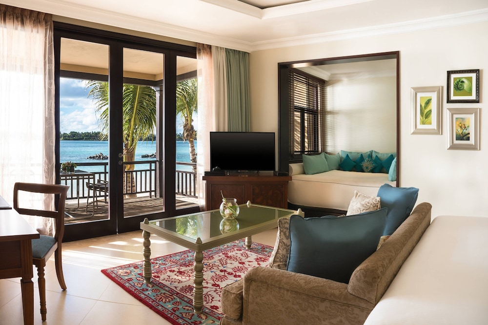 Family Suite, 1 King Bed - Photo 8