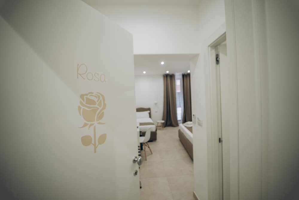 Luxury Triple Room with balcony photo 2