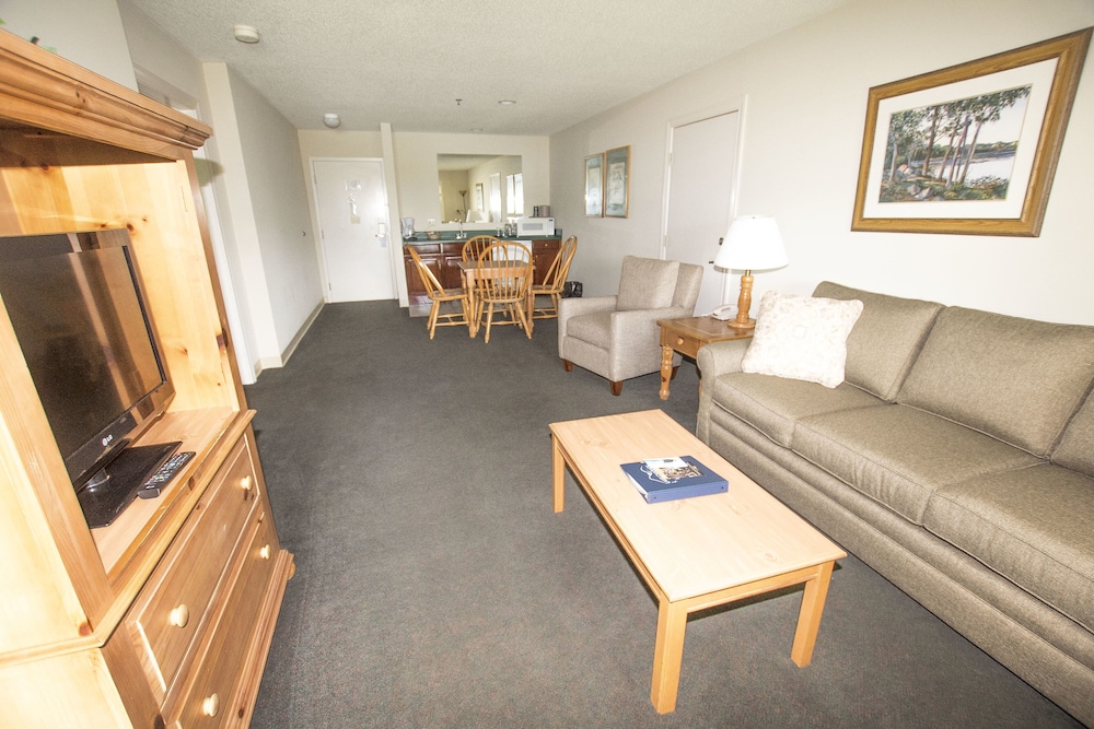 King Suite with Parlor photo 1