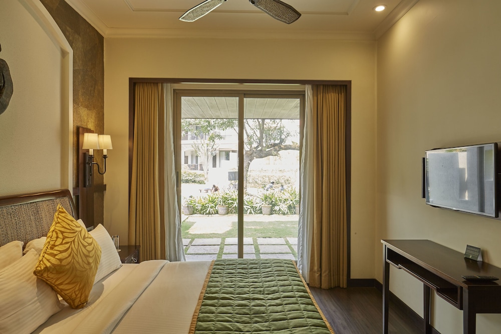 Banyan Suite with Deck photo 3