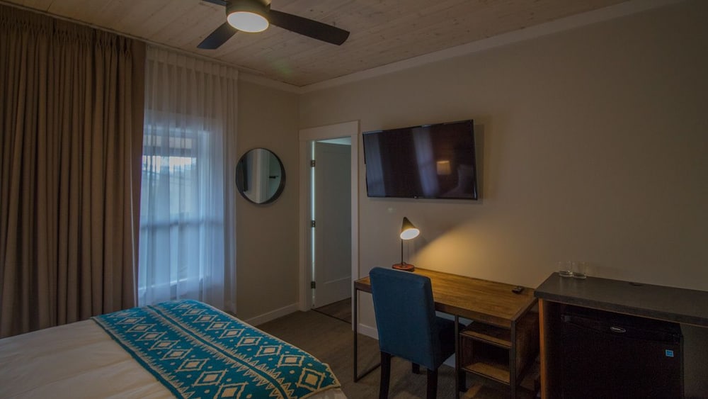 Traditional Room, 1 Queen Bed photo 2