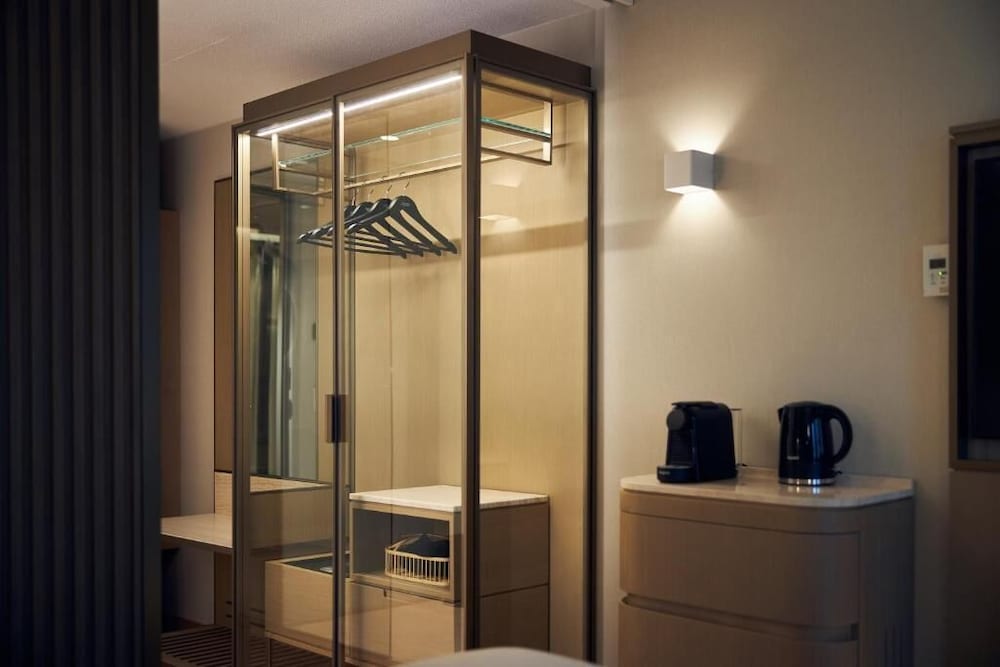 Deluxe Room - Photo 6