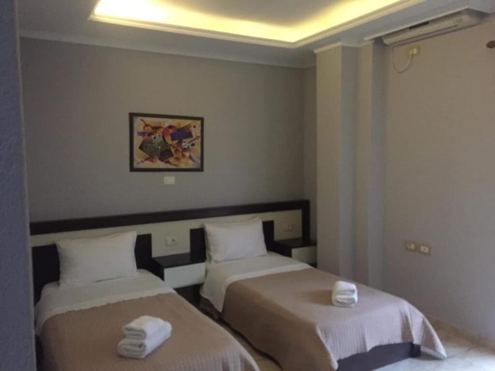 Quadruple Room, Garden View