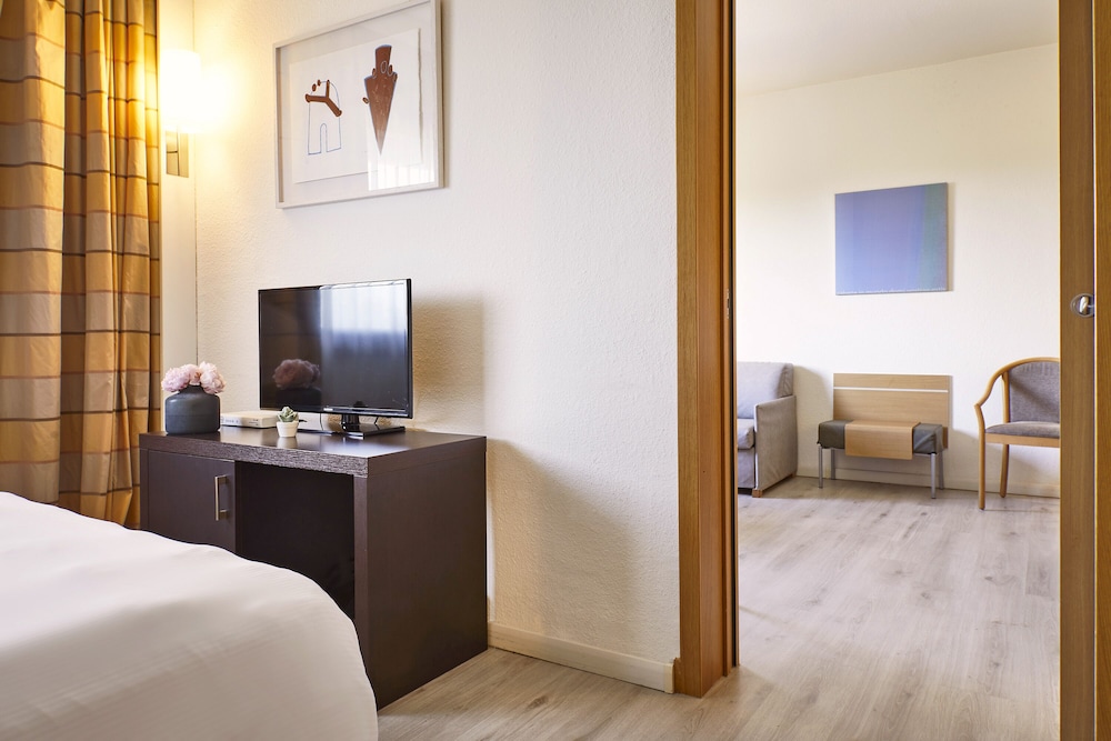 Comfort Suite - Photo 3