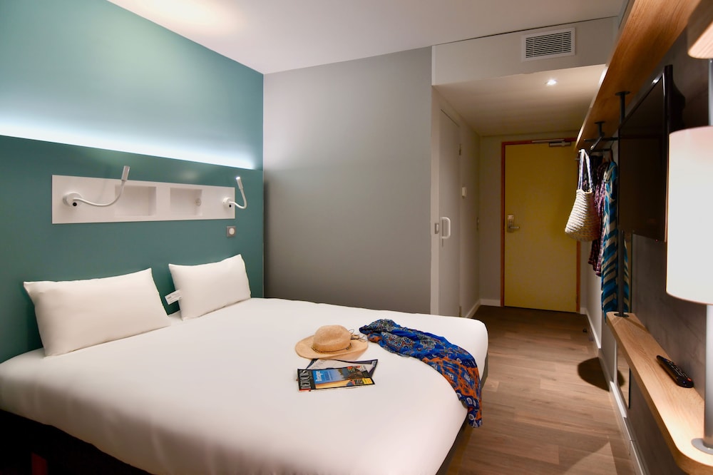Standard Double Room - Photo 1