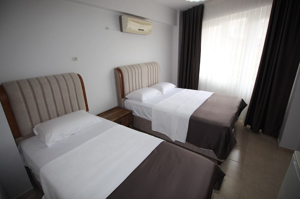 Luxury Triple Room photo 2
