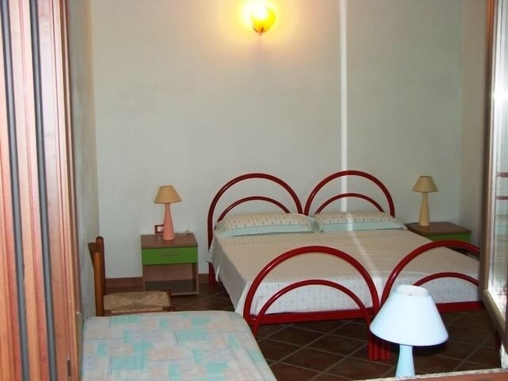 Standard Double or Twin Room photo 2