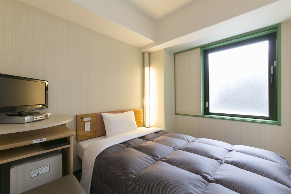 Single Room (Smoking) photo 2