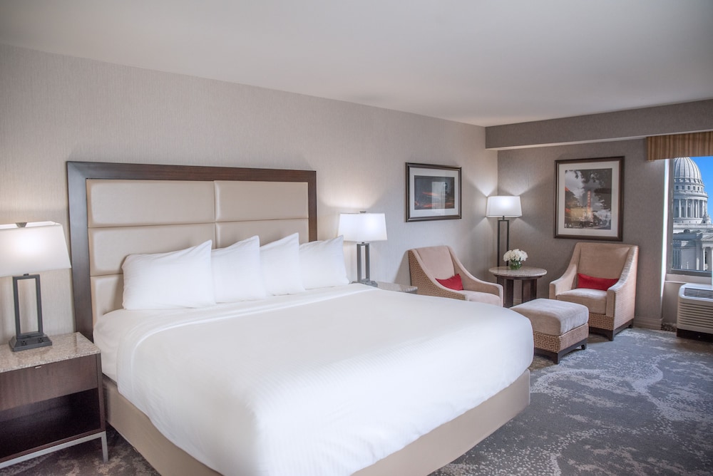 Premier Room, 1 King Bed