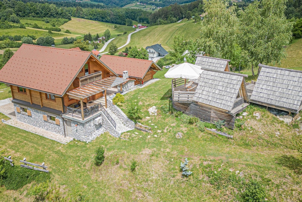 House photo 2