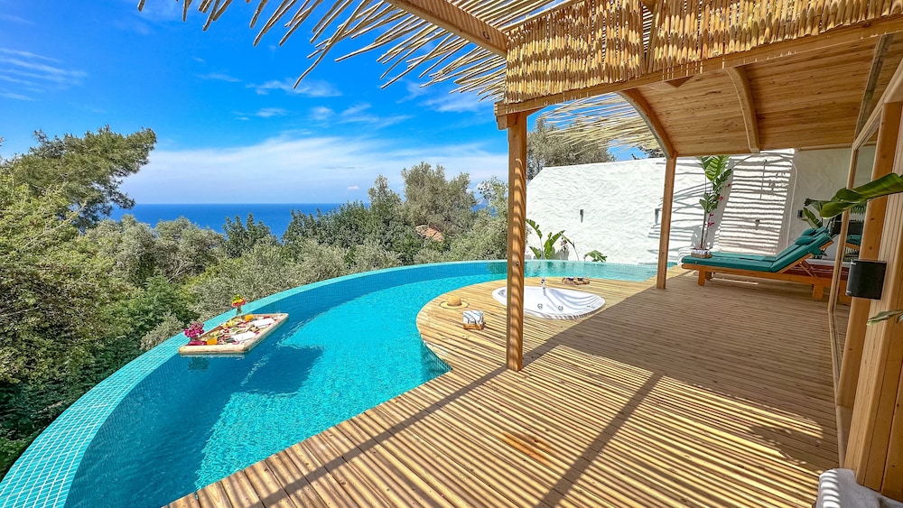Petunya ( Sea View 100% Privacy Pool and Jacuzzi ), photo 6