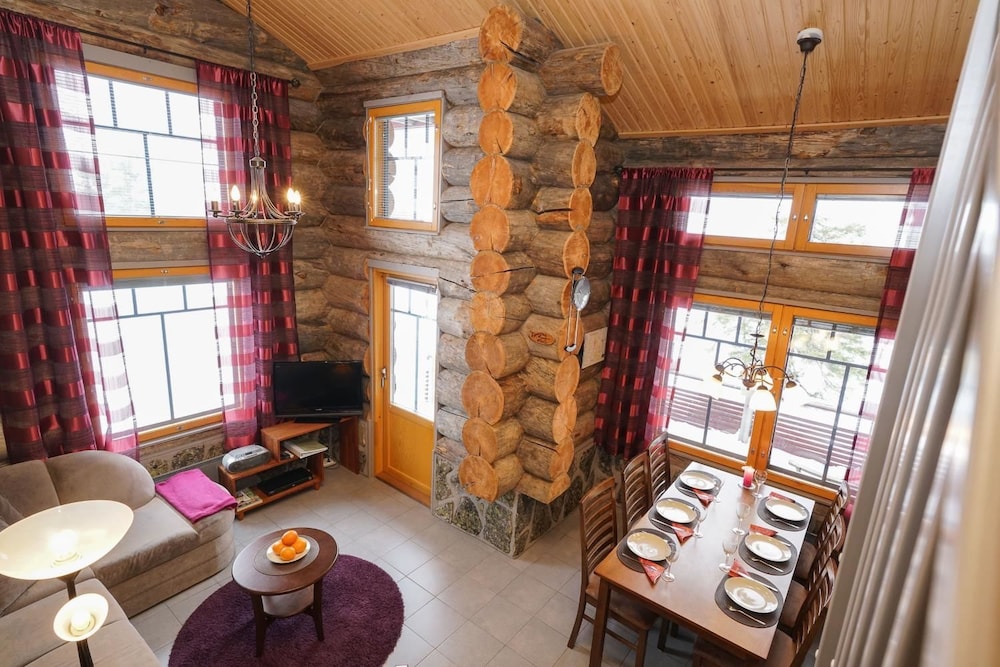 Luxury Chalet, 4 Bedrooms, Sauna, Mountainside photo 3