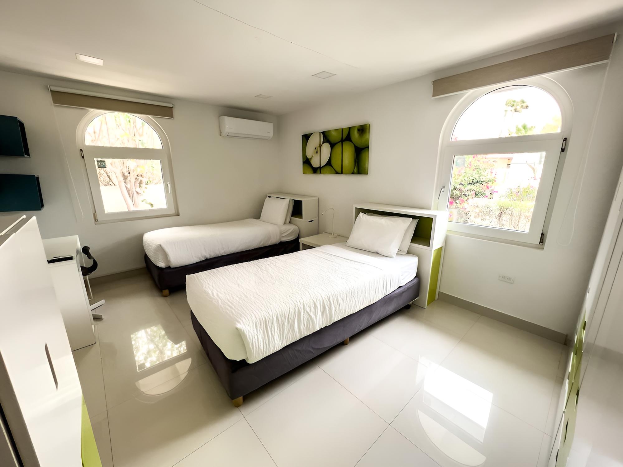 House (4 Bedrooms) photo 3