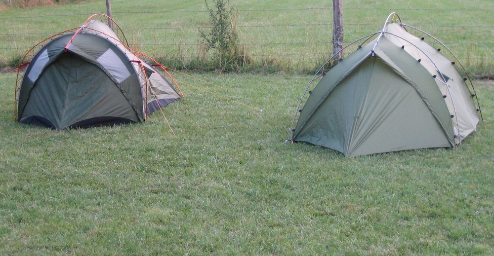 Emplacement De Camping Avec Électricité photo 1