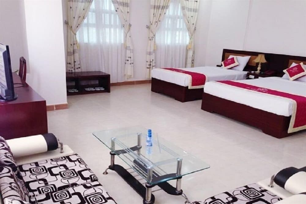 Premium Suite - Photo 3