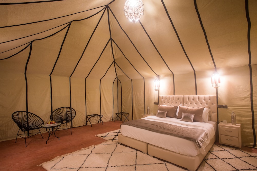 Luxury Tent, 2 Twin Beds photo 3