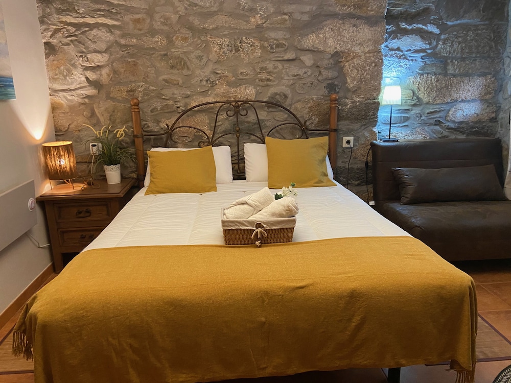 Comfort Triple Room, Accessible, Private Bathroom