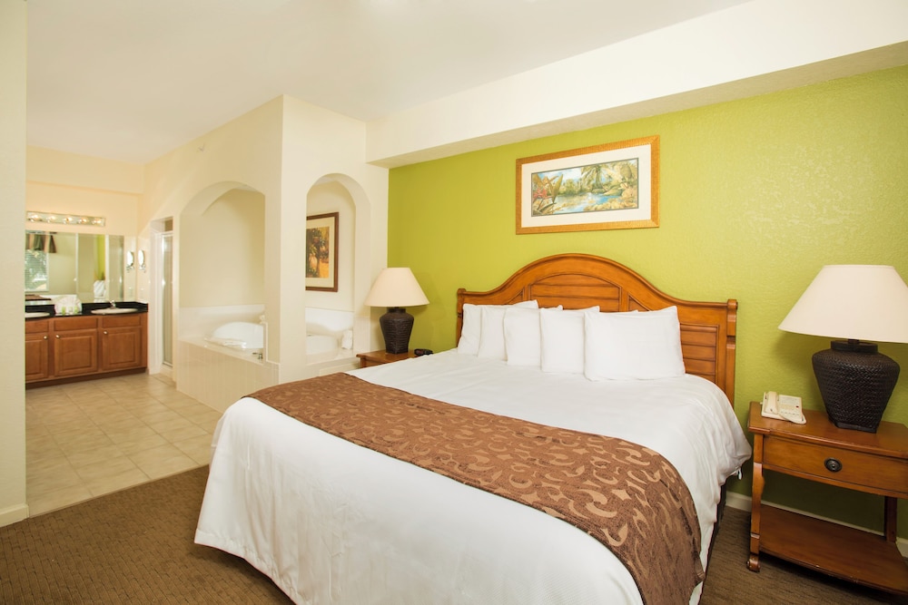 Family Suite, 3 Bedrooms, 2 Bathrooms, Fireworks View