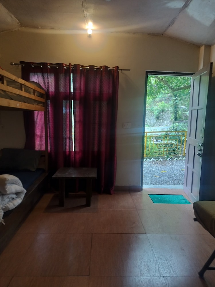 Basic Shared Dormitory photo 2