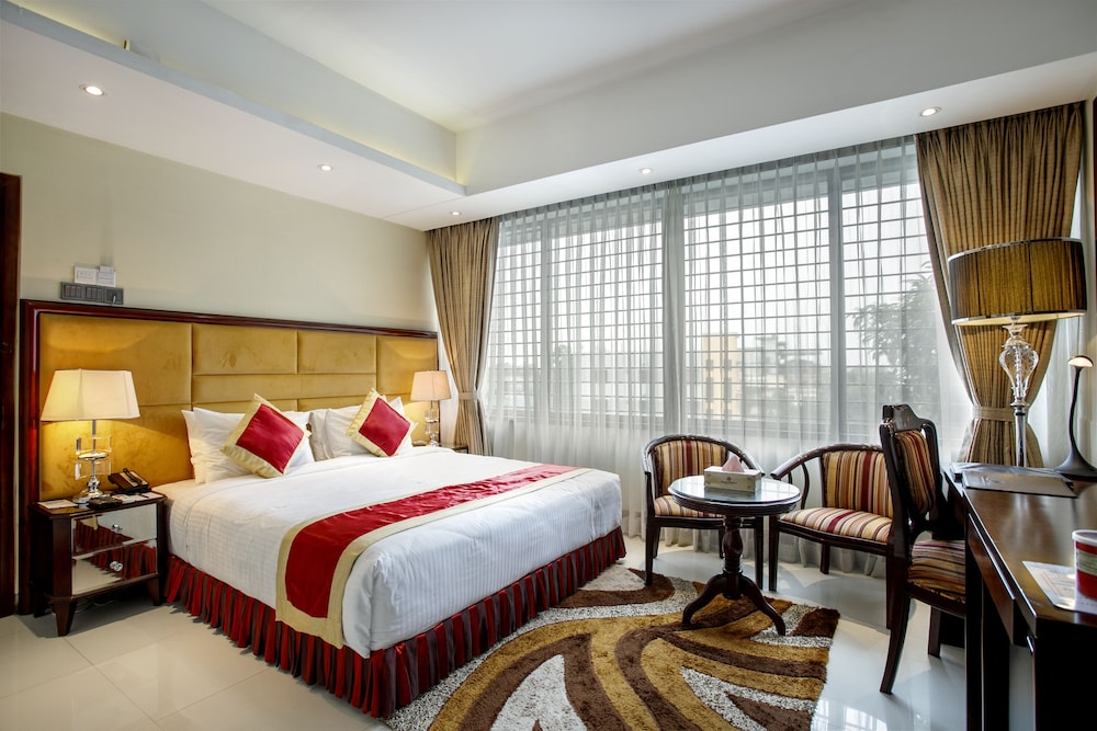 Deluxe Double Room photo 3