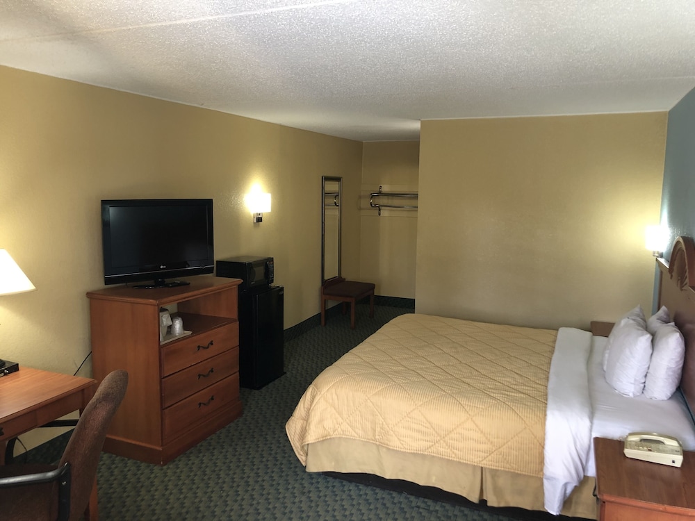 Standard Room, 1 King Bed - Photo 2