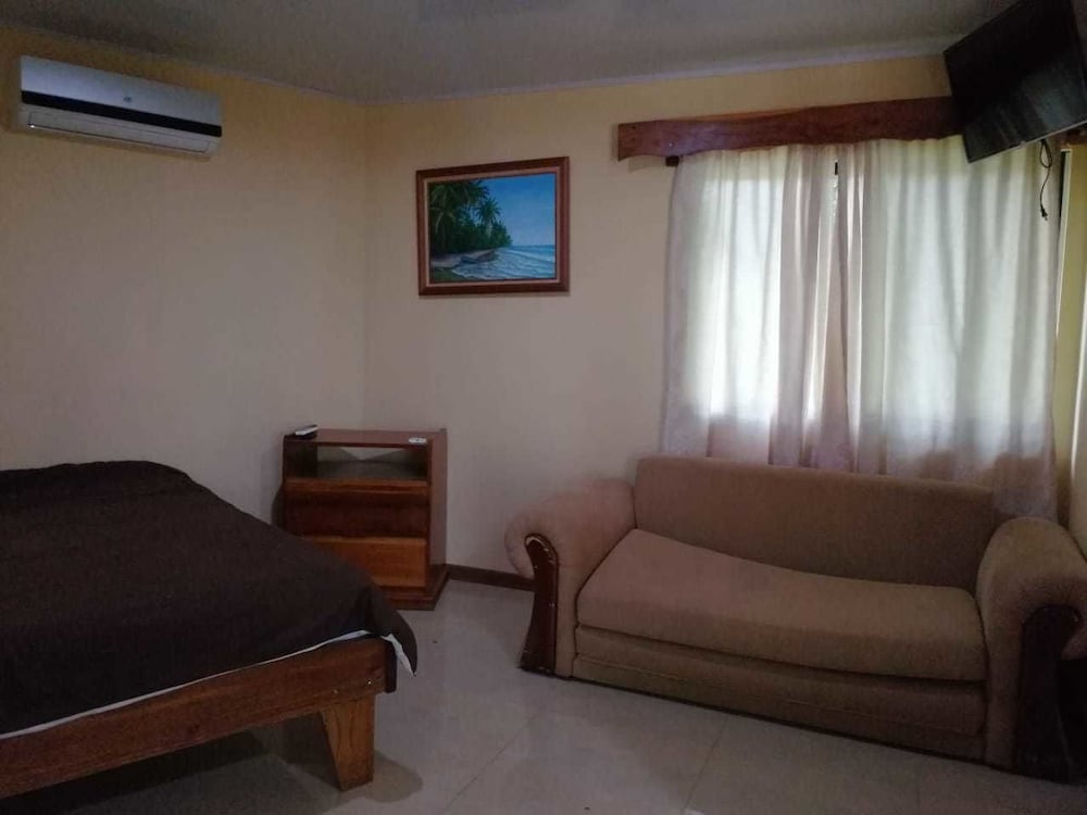 Double Room, 1 Queen Bed With Sofa Bed photo 1