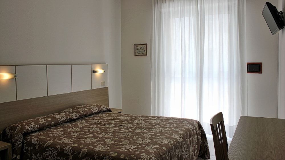 Economy Double or Twin Room, Courtyard View