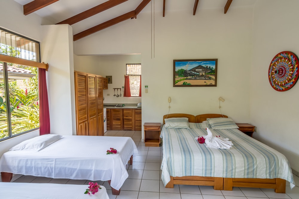 Vila Deluxe, Cozinha, Vista para o Jardim