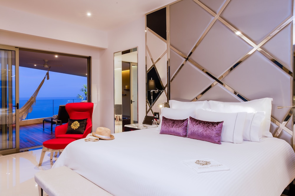 Two Ultra Suites South Connected