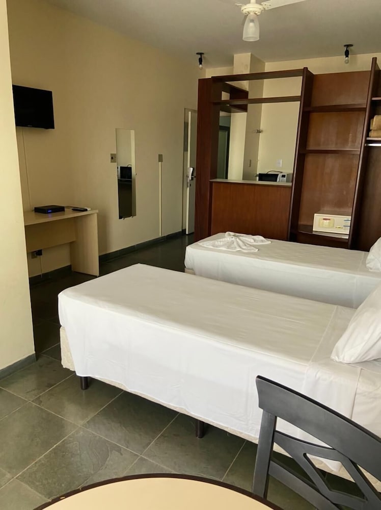 Standard Twin Room photo 1