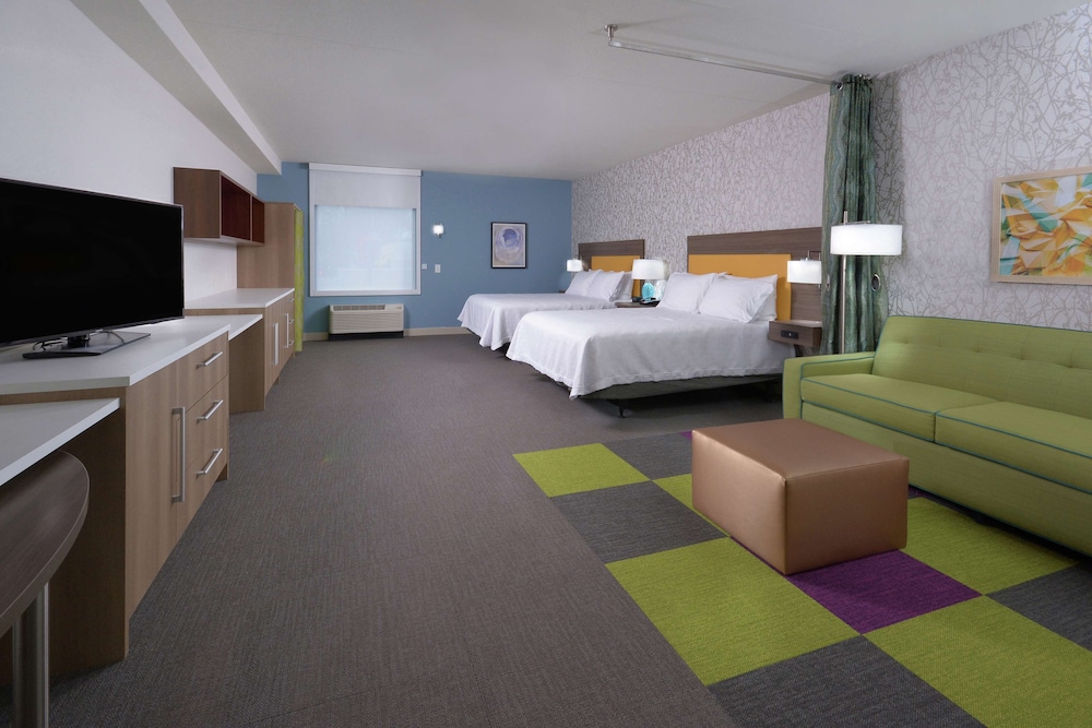 Studio, 2 Queen Beds, Accessible, Bathtub (Mobility & Hearing)