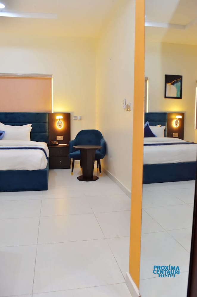 Family Room, 2 Bedrooms, Accessible, City View photo 3