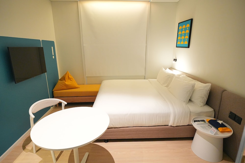 Business Double Room - Photo 17
