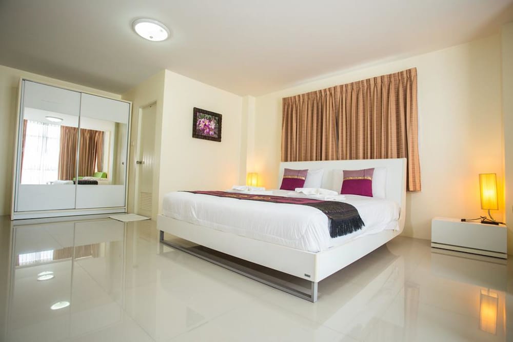 Deluxe Double Room photo 2