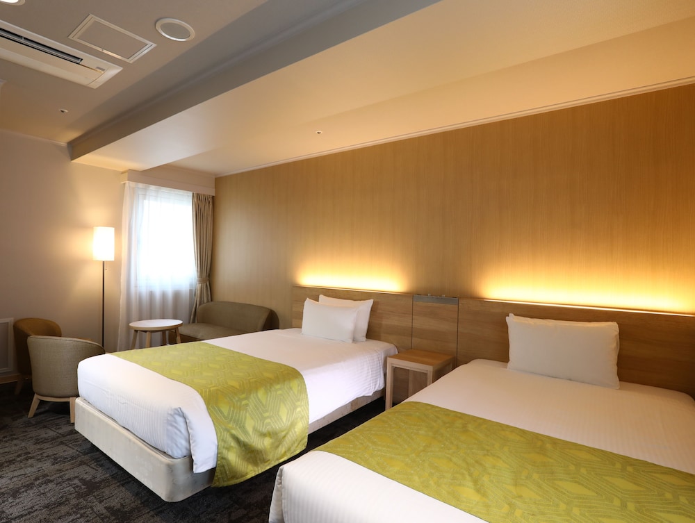 Deluxe Twin Room, Non Smoking (2 beds for 4 people) photo 3