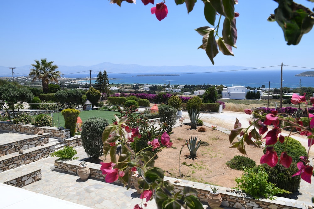 Basic Twin Room, 1 Bedroom, Sea View, Garden Area