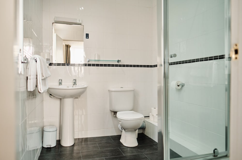 Budget Double Room photo 3