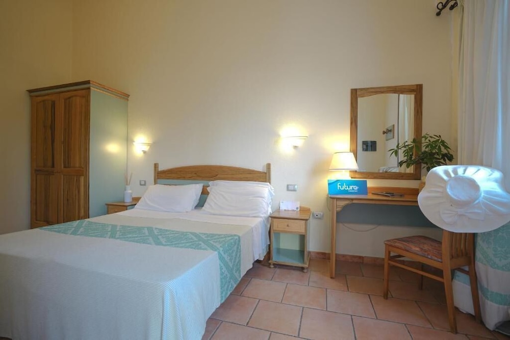 Classic Double or Twin Room photo 2