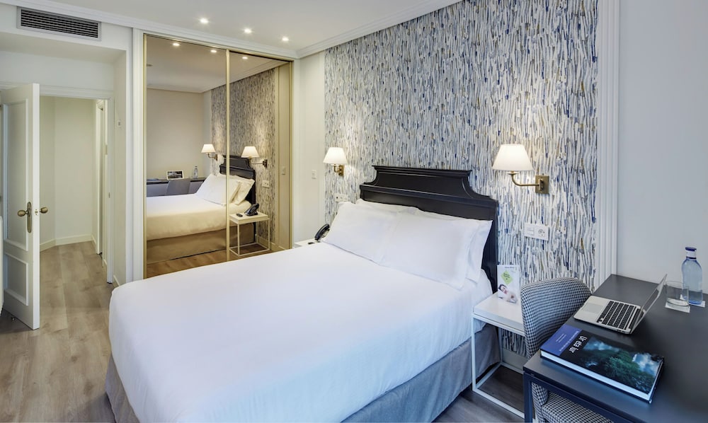 Classic Double Room - Photo 2