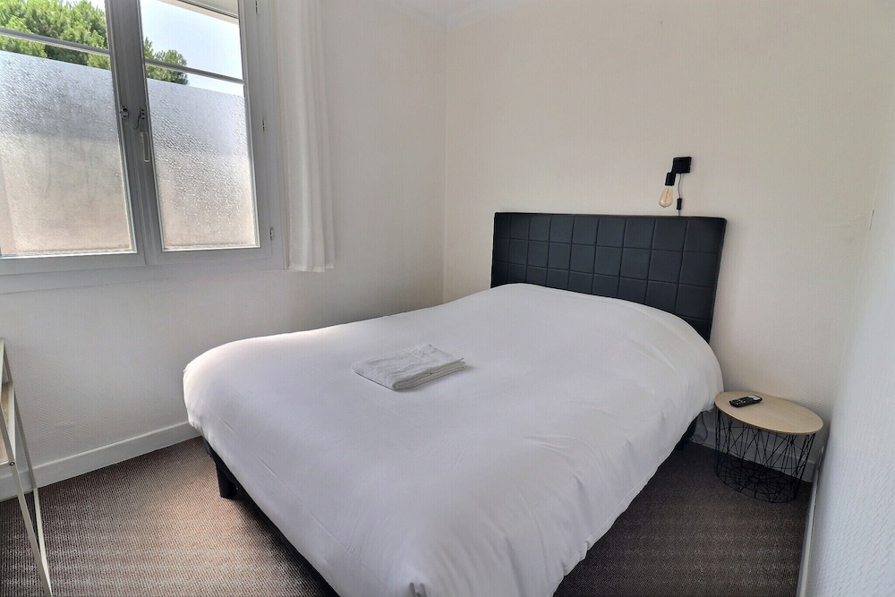 Standard Double Room - Photo 2