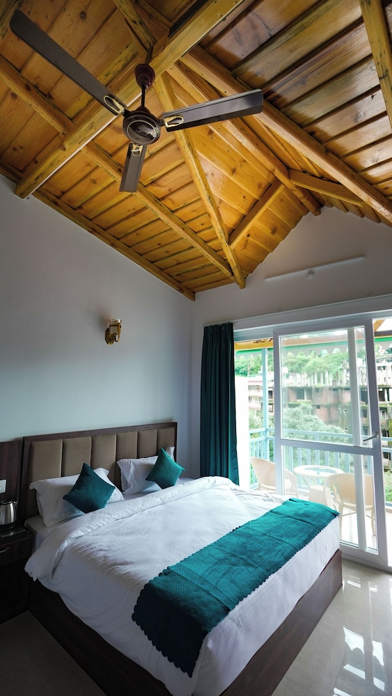 Deluxe Single Room, Mountain View photo 2