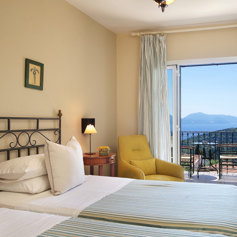 Superior Double or Twin Room, Sea View photo 1