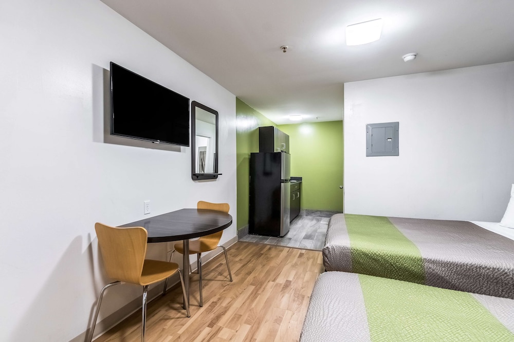 Deluxe Room, 2 Double Beds, Non Smoking, Kitchenette - Photo 1