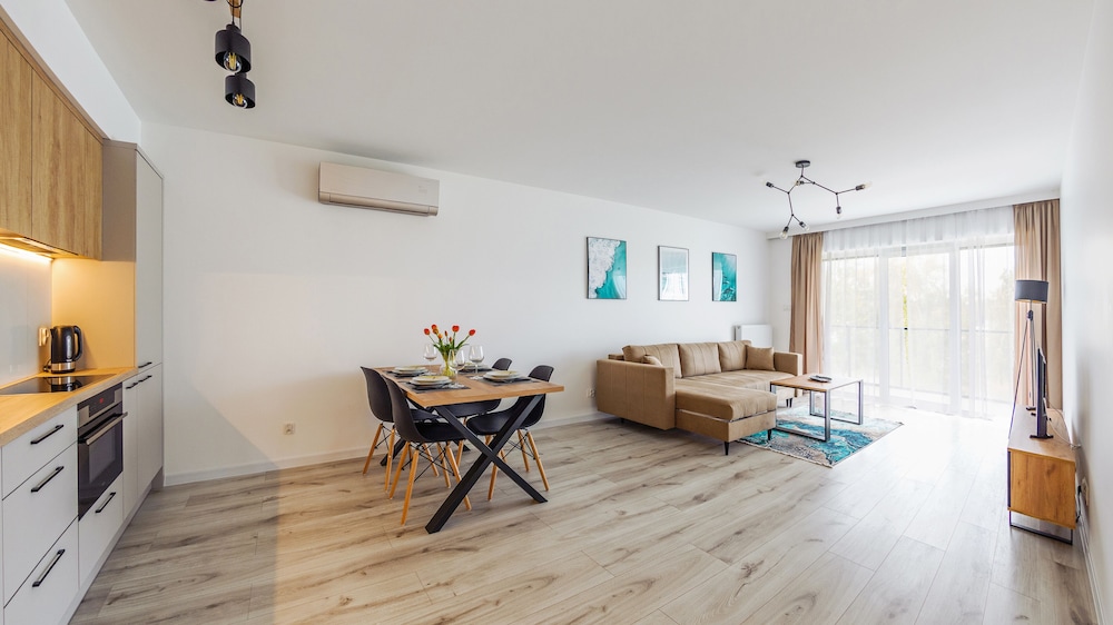 Apartment (18C) photo 1