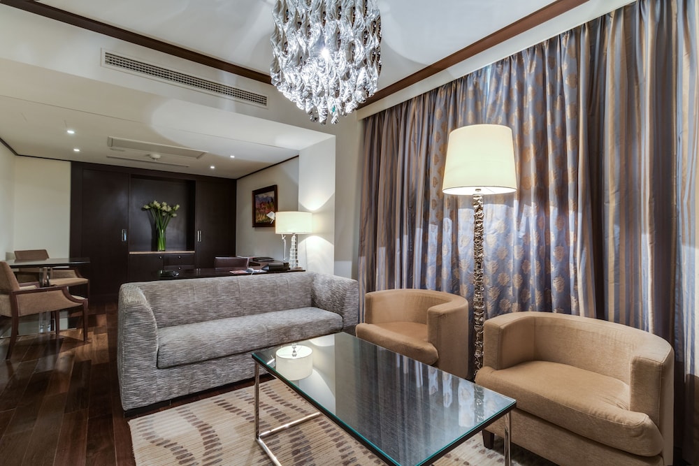Suite, 1 King Bed (Regency) - Photo 2