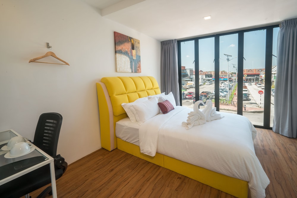 Executive Double Room, 1 Queen Bed, City View photo 2