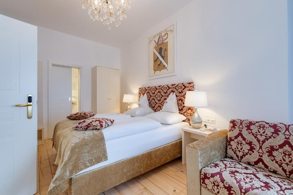 Superior Double Room, City View photo 1