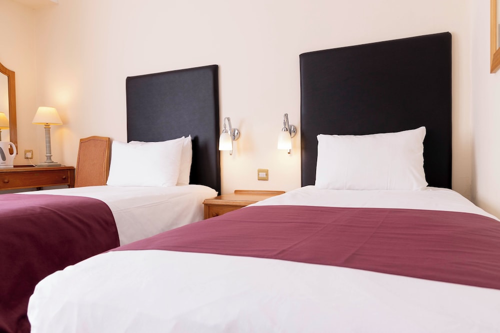 Twin Room - Photo 4